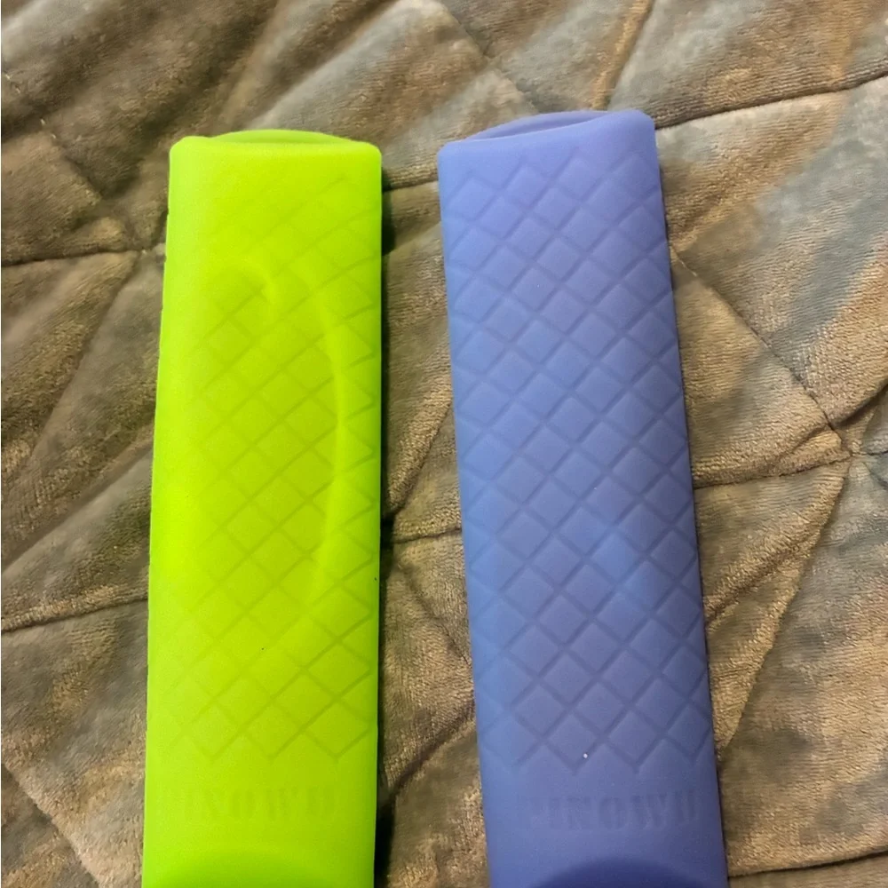 Protective Silicone Remote Covers with Straps - Green and Purple - Firestick